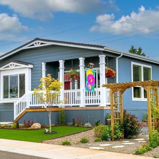 https://mfdhome.loans/wp-content/uploads/2022/05/manufactured-home-loans-image10-640x640.jpg