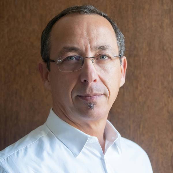 https://mfdhome.loans/wp-content/uploads/2024/09/random-man-headshot-crop.jpg